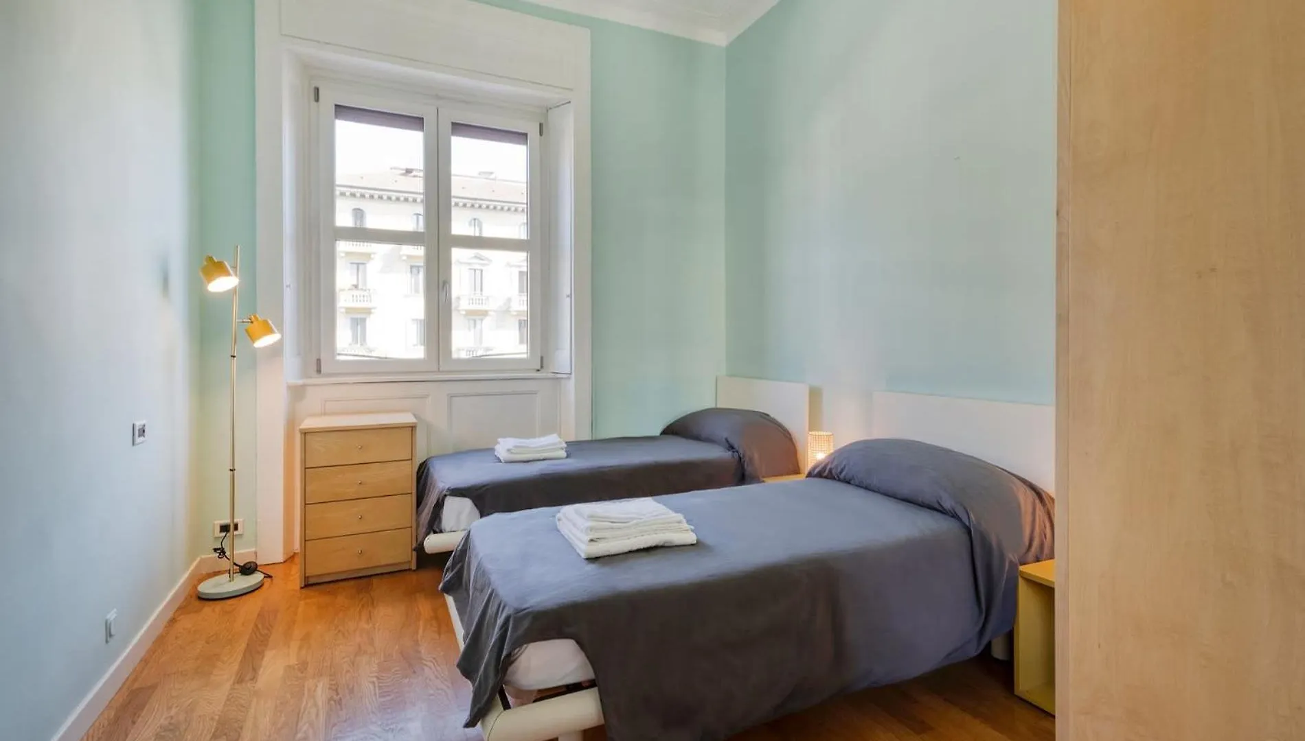 Trilocale Corso Plebisciti - Dateo Milan Italy
